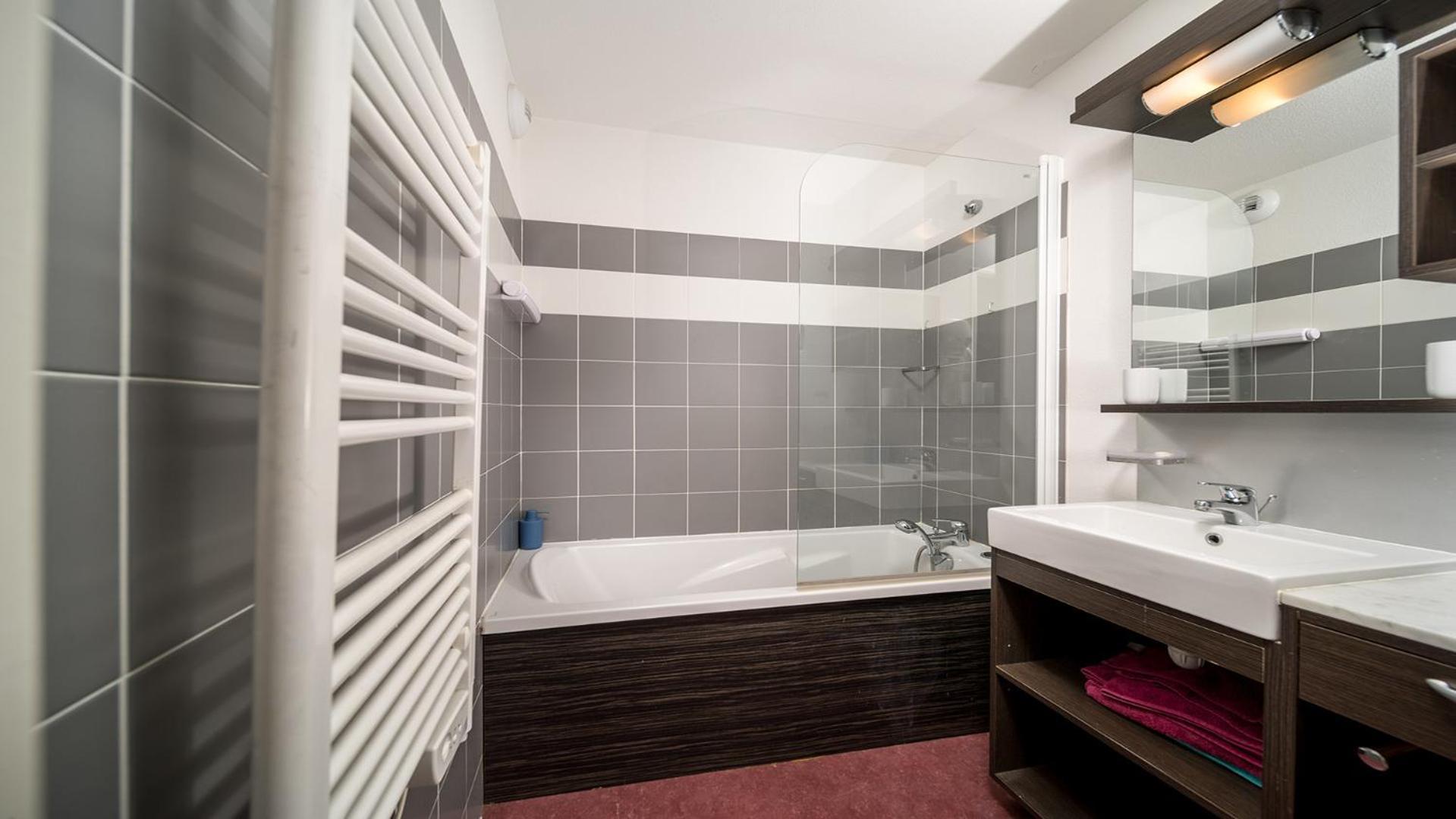C Du Verdon -2202- Magnifique Appt 5 Pers Allos Exteriör bild